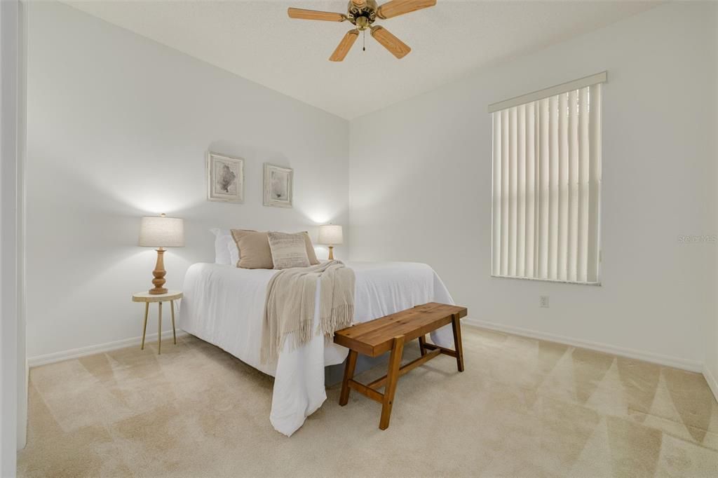 For Sale: $365,000 (3 beds, 2 baths, 1563 Square Feet)
