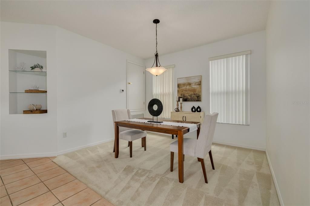 For Sale: $365,000 (3 beds, 2 baths, 1563 Square Feet)