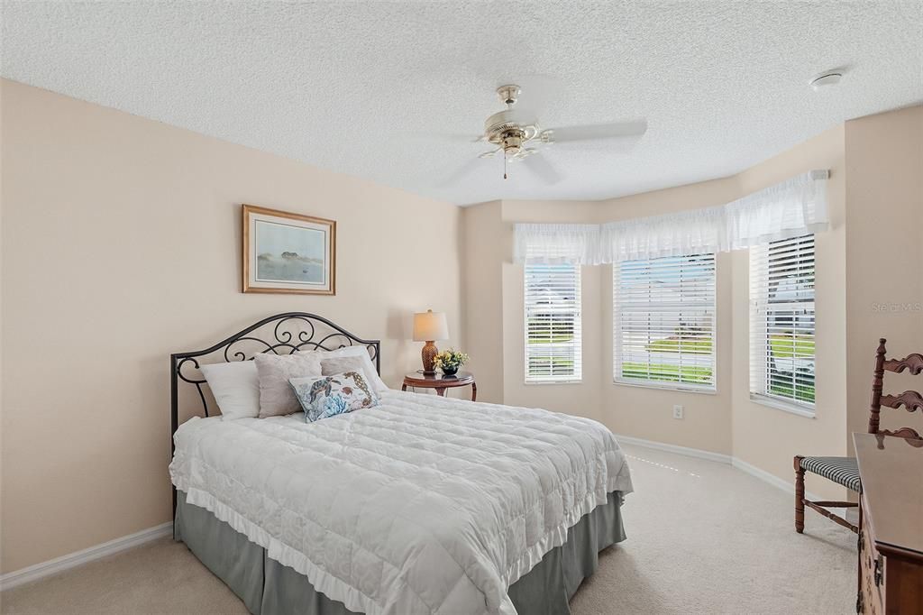 Active With Contract: $365,000 (3 beds, 2 baths, 1530 Square Feet)