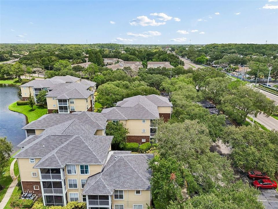 For Sale: $185,000 (2 beds, 2 baths, 990 Square Feet)