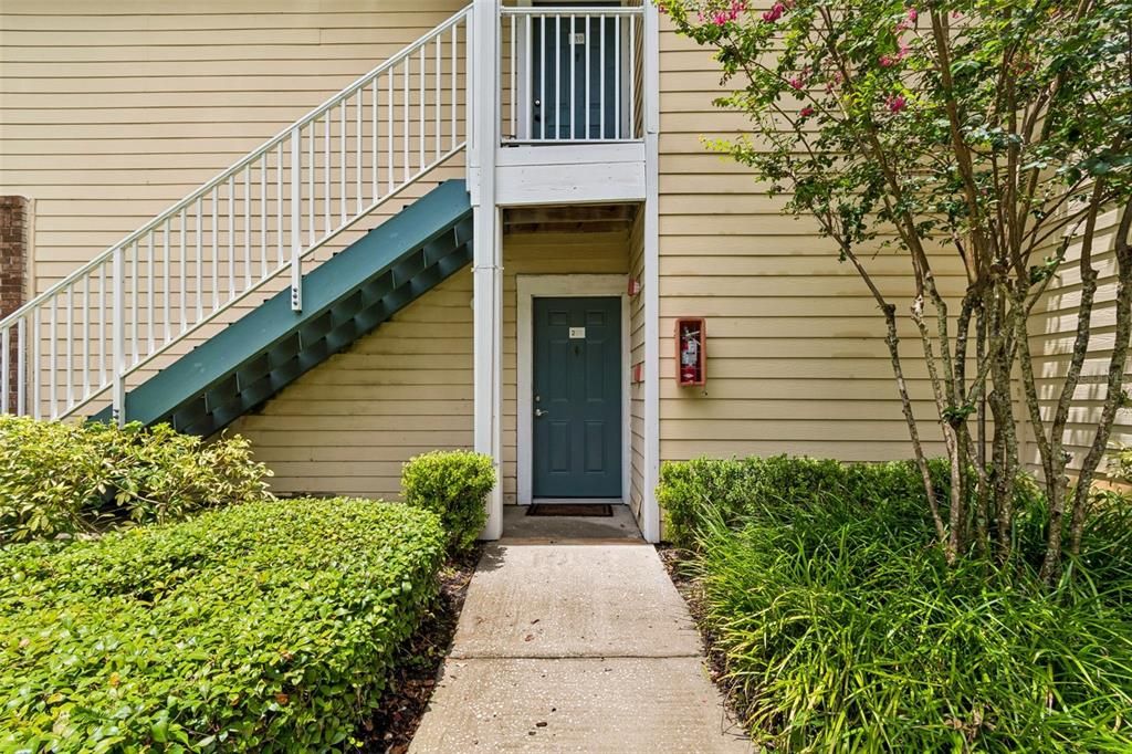 For Sale: $185,000 (2 beds, 2 baths, 990 Square Feet)