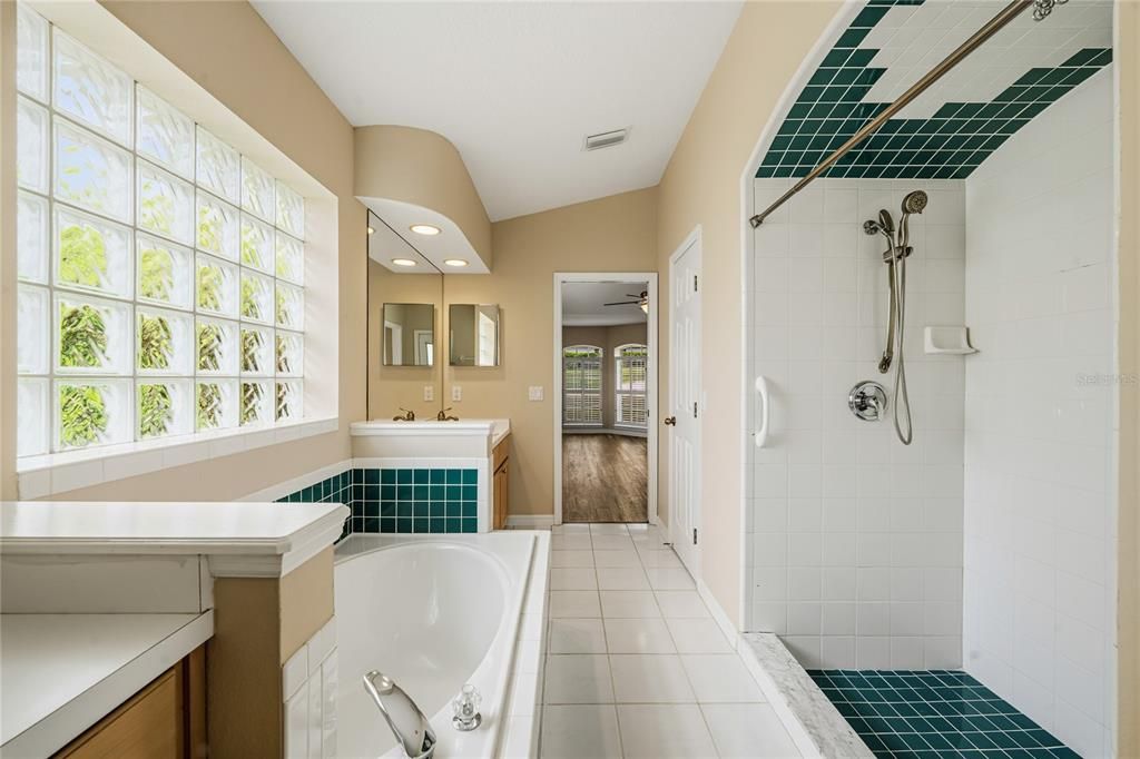 For Sale: $410,990 (3 beds, 2 baths, 1972 Square Feet)