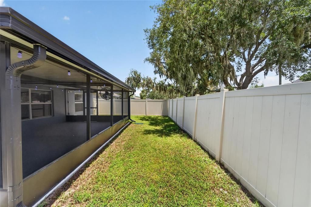 Active With Contract: $349,900 (4 beds, 2 baths, 1918 Square Feet)