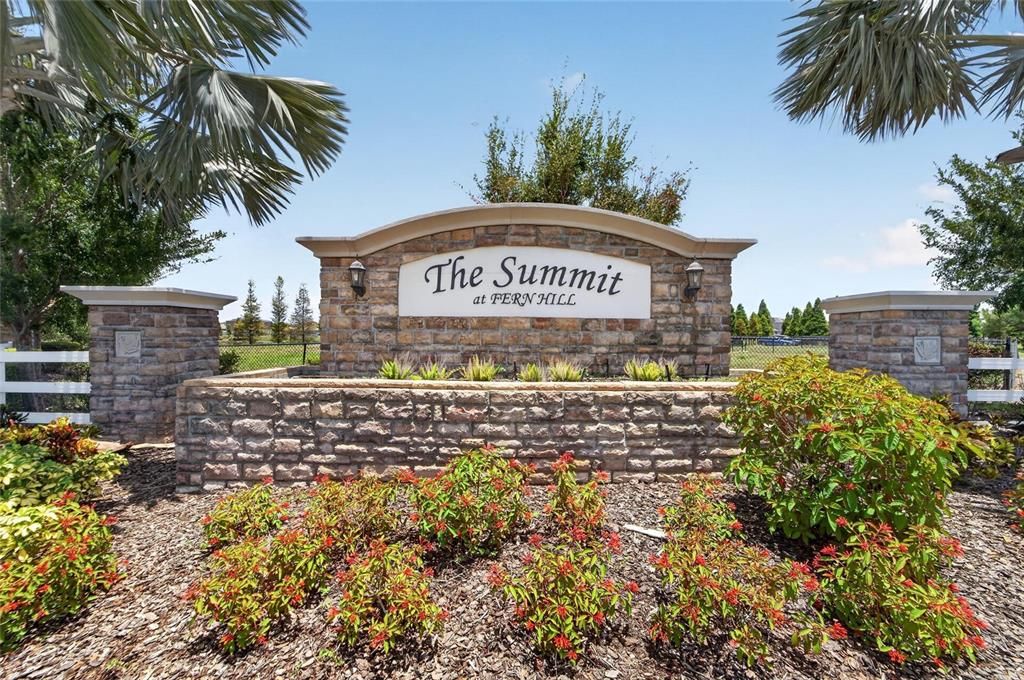 Active With Contract: $349,900 (4 beds, 2 baths, 1918 Square Feet)