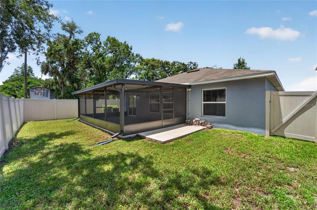 Active With Contract: $349,900 (4 beds, 2 baths, 1918 Square Feet)