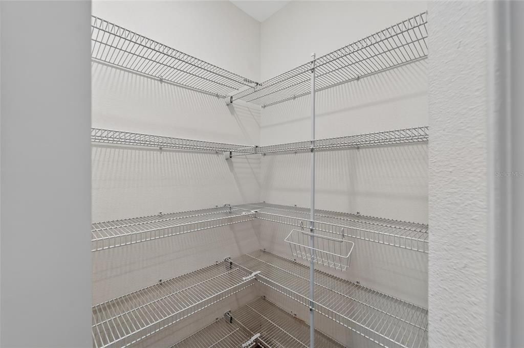 Active With Contract: $349,900 (4 beds, 2 baths, 1918 Square Feet)