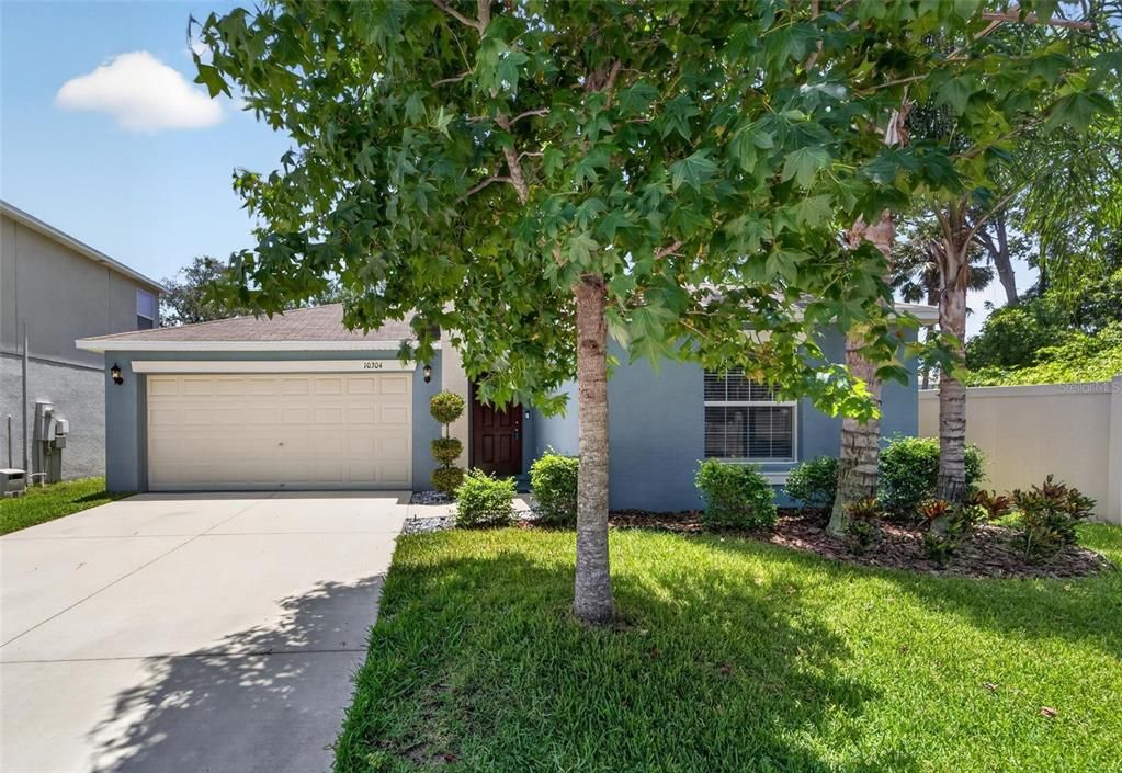 Active With Contract: $349,900 (4 beds, 2 baths, 1918 Square Feet)