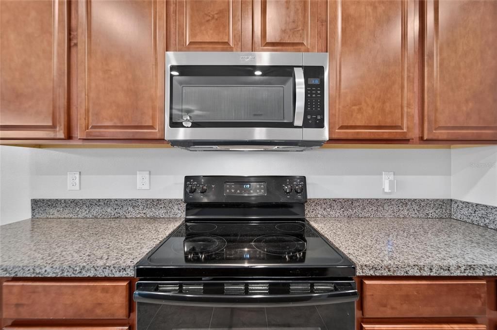 Active With Contract: $349,900 (4 beds, 2 baths, 1918 Square Feet)