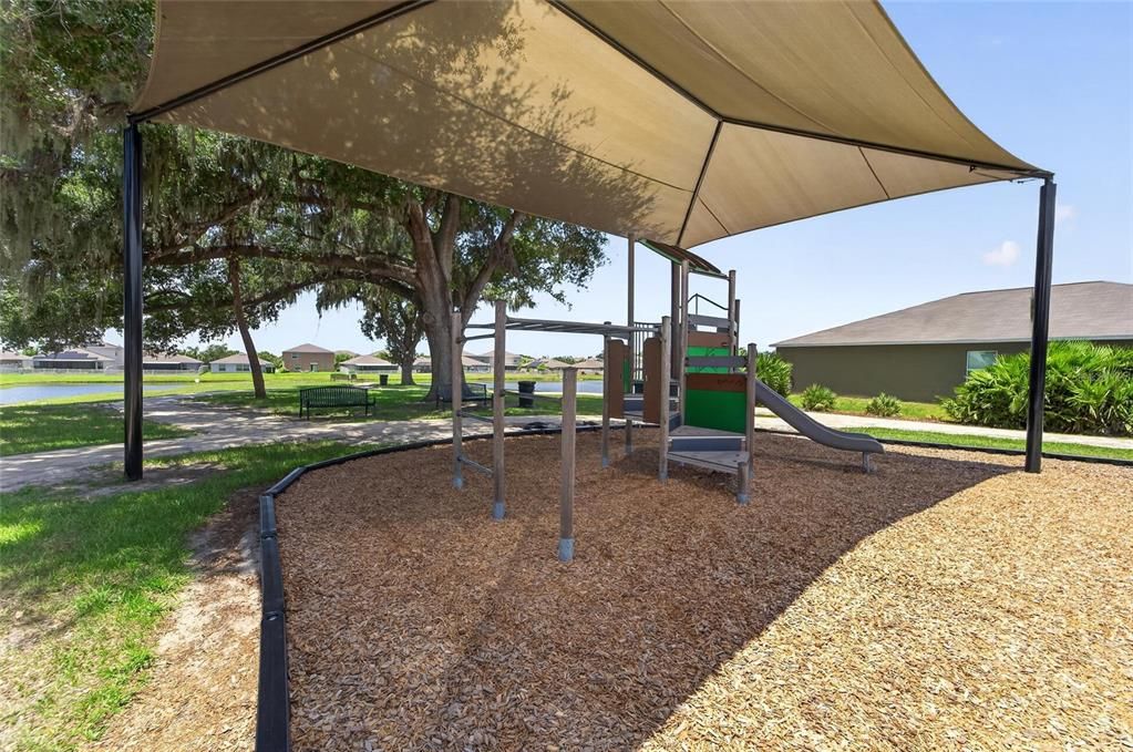 Active With Contract: $349,900 (4 beds, 2 baths, 1918 Square Feet)