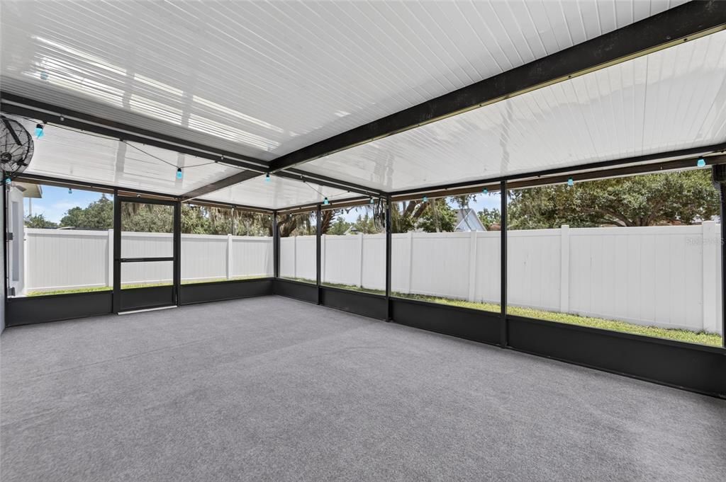 Active With Contract: $349,900 (4 beds, 2 baths, 1918 Square Feet)