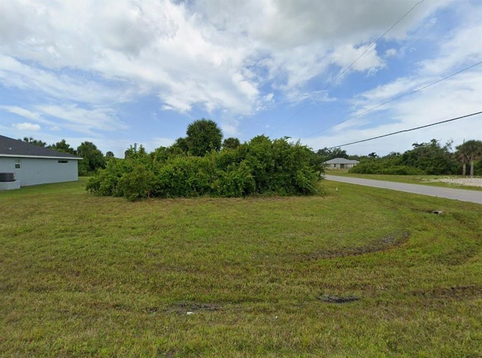 For Sale: $32,900 (0.23 acres)
