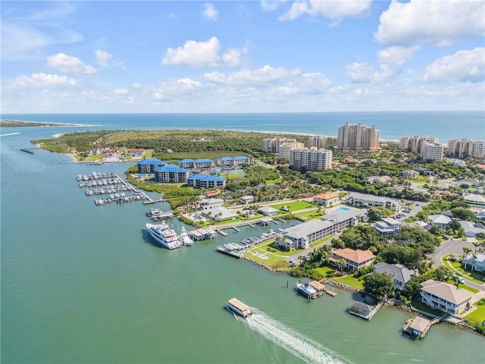 En Venta: $699,000 (2 camas, 2 baños, 1130 Pies cuadrados)