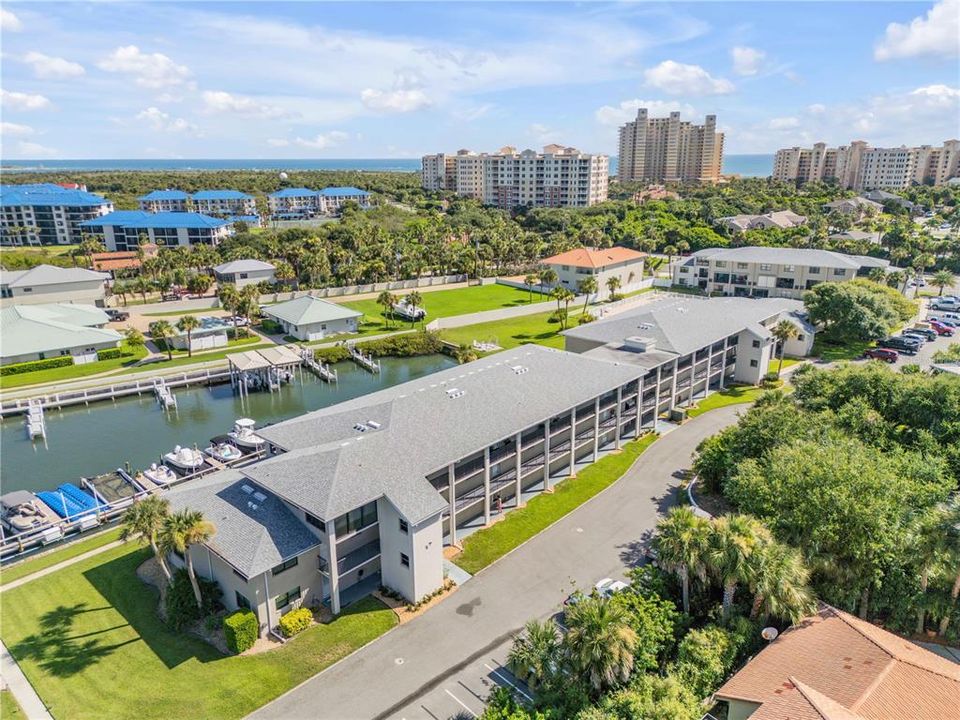 En Venta: $699,000 (2 camas, 2 baños, 1130 Pies cuadrados)