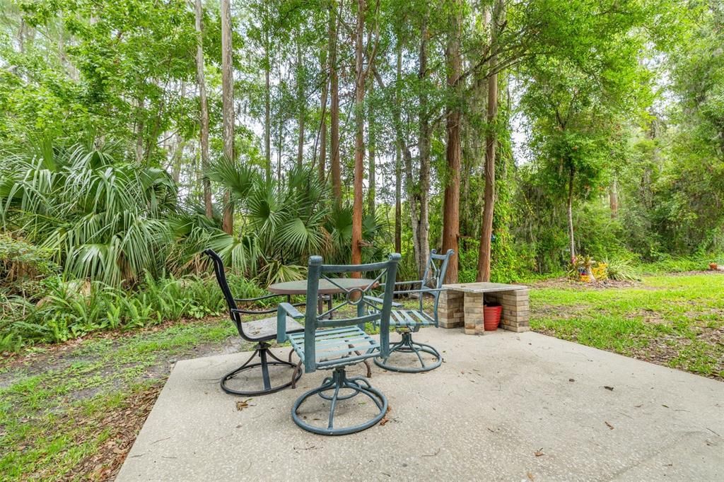 For Sale: $223,000 (2 beds, 2 baths, 1268 Square Feet)