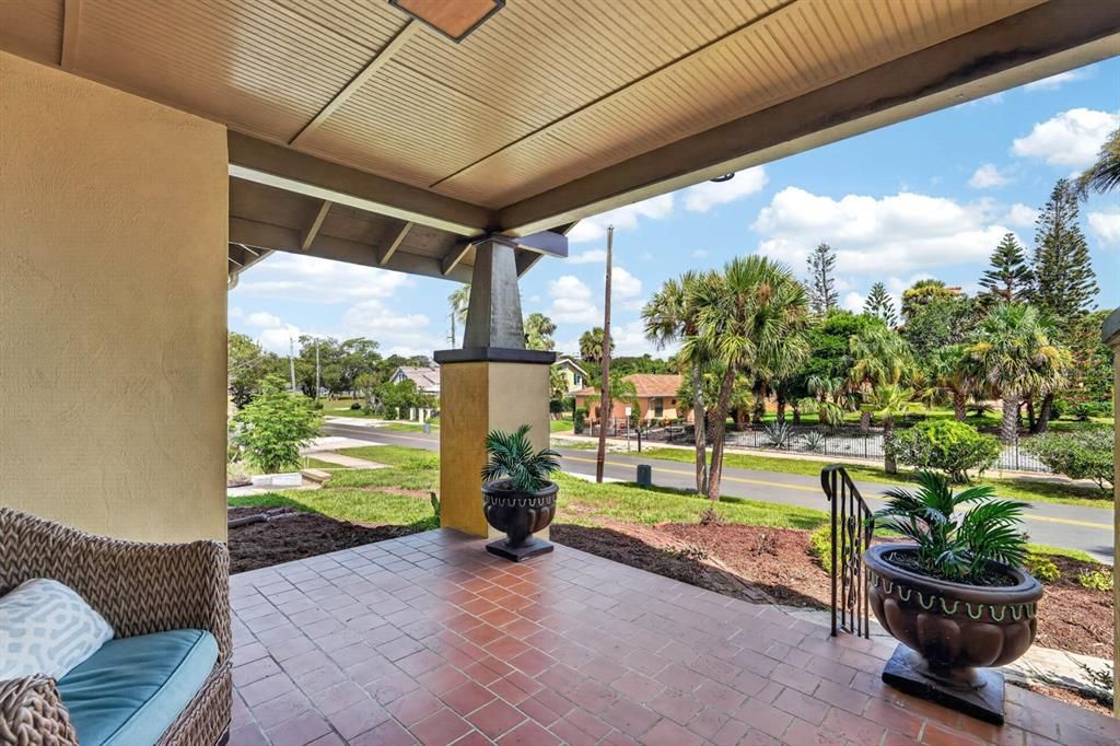For Sale: $439,000 (3 beds, 2 baths, 1793 Square Feet)