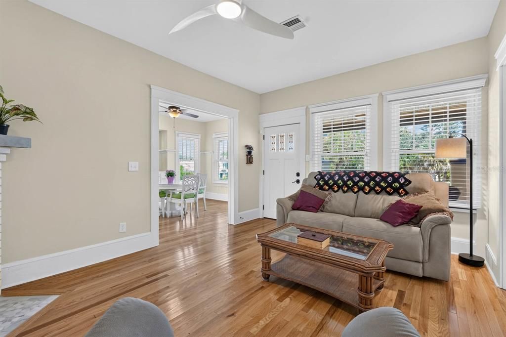 For Sale: $439,000 (3 beds, 2 baths, 1793 Square Feet)