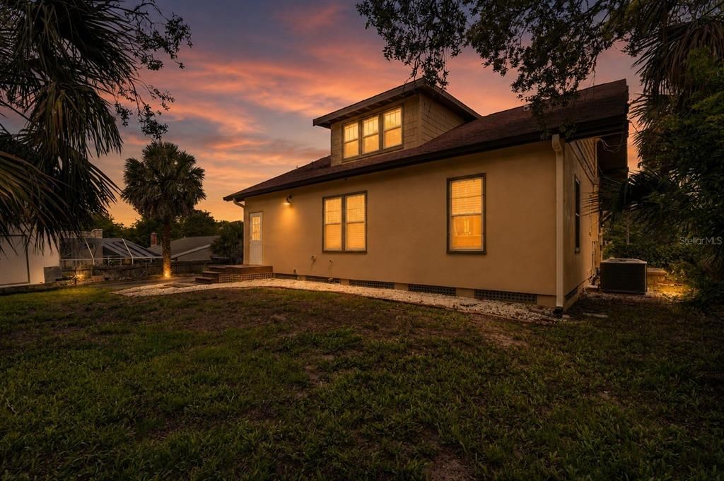 For Sale: $439,000 (3 beds, 2 baths, 1793 Square Feet)
