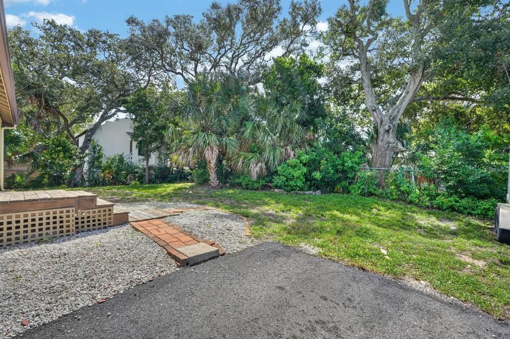 For Sale: $439,000 (3 beds, 2 baths, 1793 Square Feet)