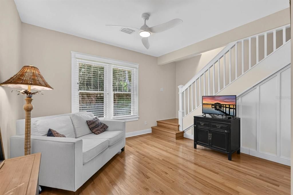 For Sale: $439,000 (3 beds, 2 baths, 1793 Square Feet)