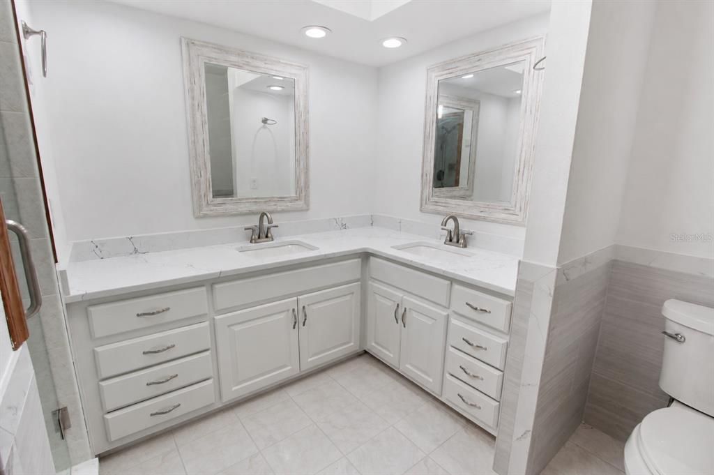 Active With Contract: $535,500 (3 beds, 2 baths, 2789 Square Feet)