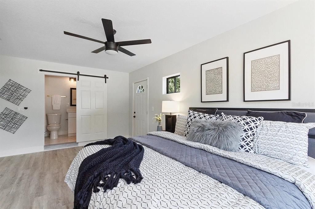 For Rent: $2,999 (3 beds, 2 baths, 1372 Square Feet)