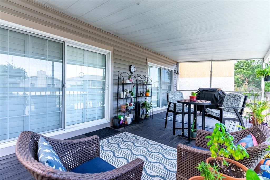 En Venta: $739,000 (4 camas, 3 baños, 2276 Pies cuadrados)