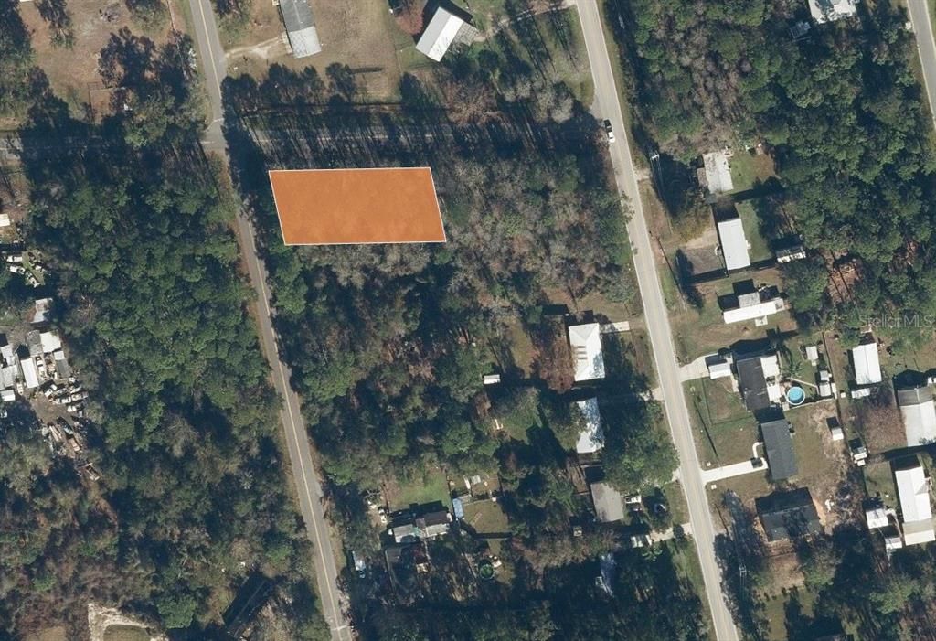 На продажу: $14,000 (0.62 acres)
