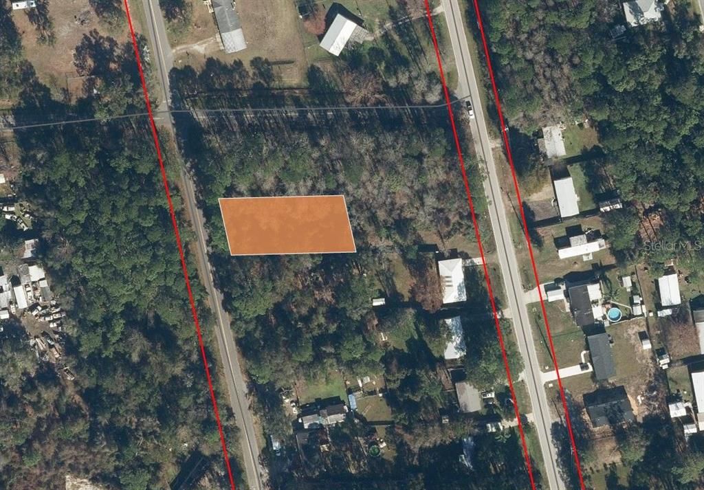 На продажу: $14,000 (0.62 acres)