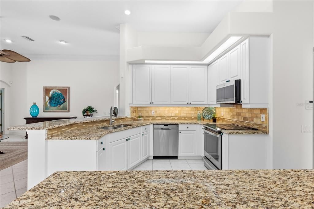 En Venta: $565,000 (2 camas, 2 baños, 1969 Pies cuadrados)