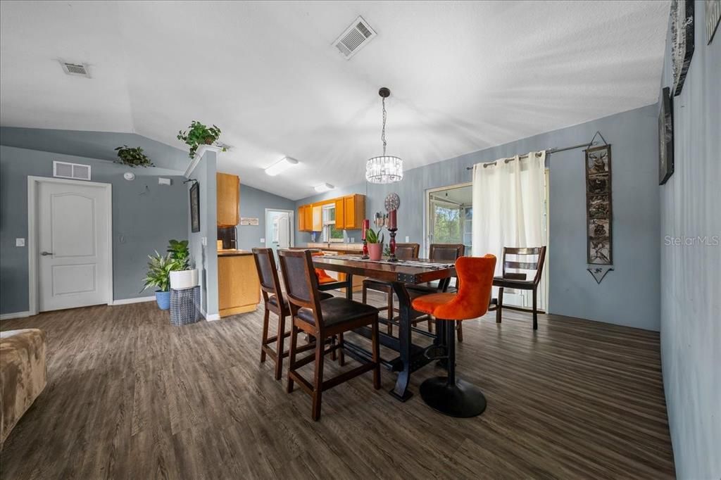 En Venta: $210,000 (3 camas, 2 baños, 1539 Pies cuadrados)