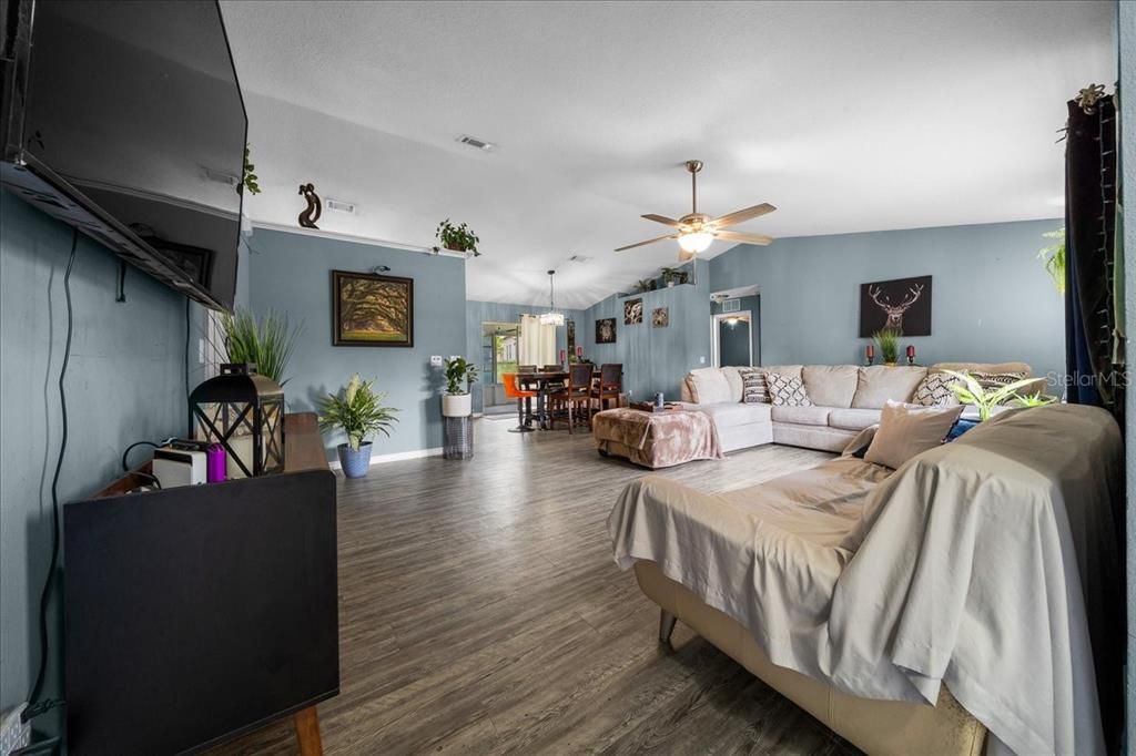 En Venta: $210,000 (3 camas, 2 baños, 1539 Pies cuadrados)