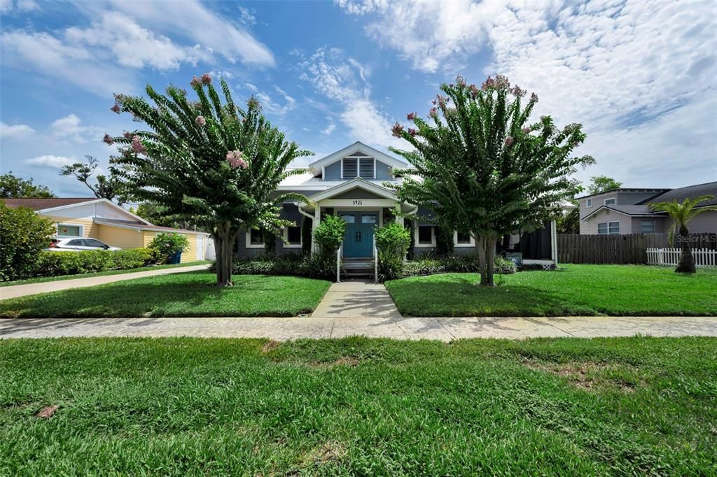 Active With Contract: $639,000 (3 beds, 2 baths, 1448 Square Feet)