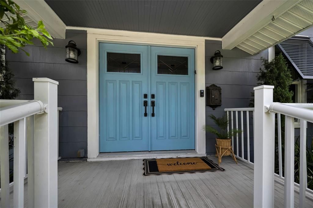 Active With Contract: $639,000 (3 beds, 2 baths, 1448 Square Feet)