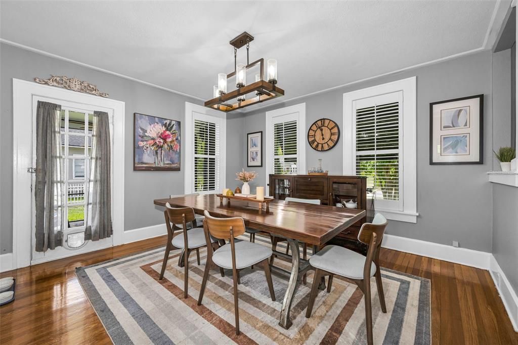 Active With Contract: $639,000 (3 beds, 2 baths, 1448 Square Feet)