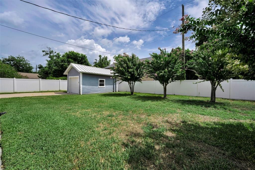Active With Contract: $639,000 (3 beds, 2 baths, 1448 Square Feet)