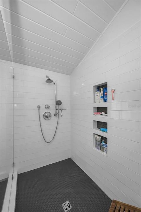 Active With Contract: $639,000 (3 beds, 2 baths, 1448 Square Feet)