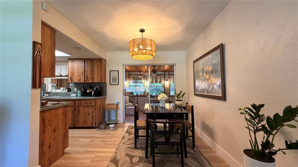 En Venta: $310,000 (2 camas, 2 baños, 1080 Pies cuadrados)