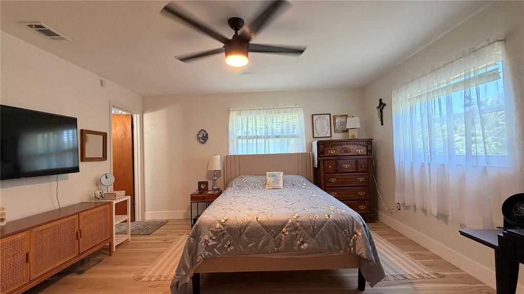 En Venta: $310,000 (2 camas, 2 baños, 1080 Pies cuadrados)