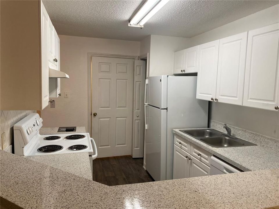 En Renta: $1,650 (3 camas, 2 baños, 1309 Pies cuadrados)