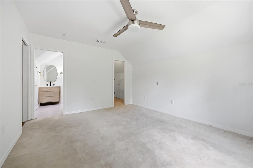For Sale: $849,000 (4 beds, 3 baths, 3751 Square Feet)