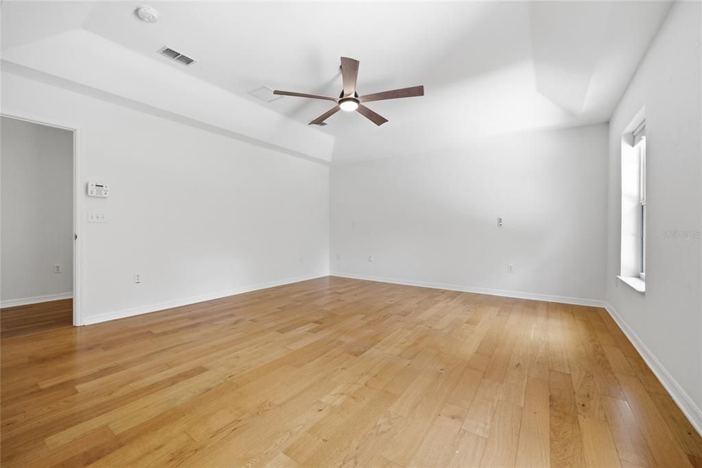For Sale: $849,000 (4 beds, 3 baths, 3751 Square Feet)