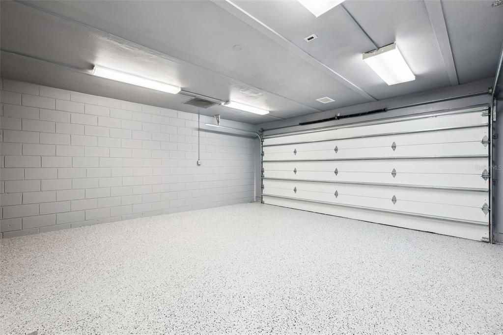 En Venta: $399,000 (2 camas, 2 baños, 1056 Pies cuadrados)