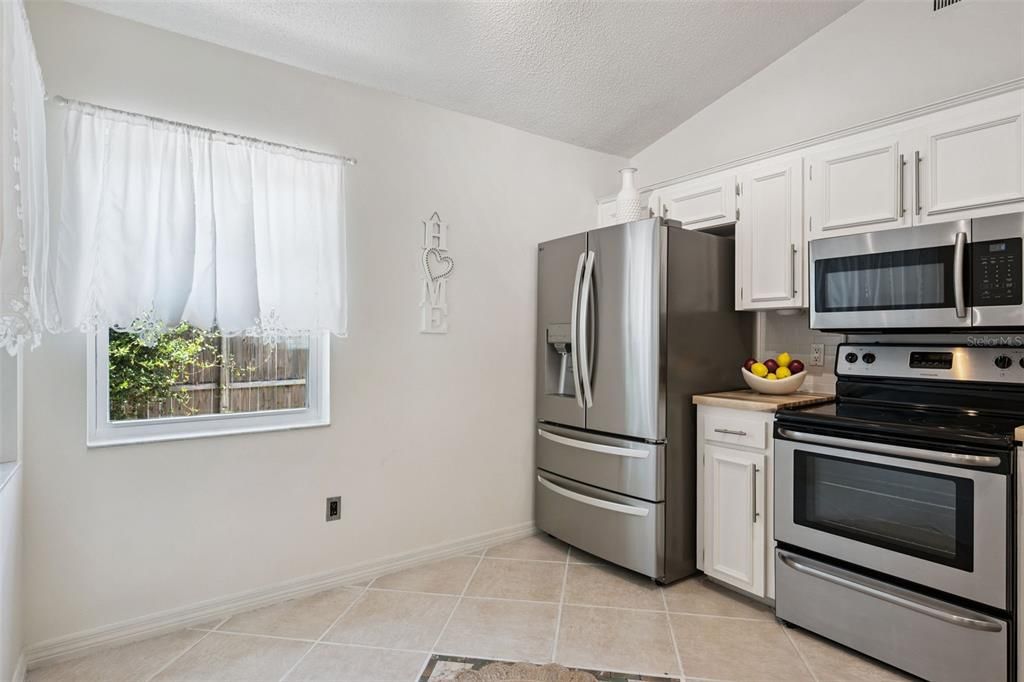 En Venta: $399,000 (2 camas, 2 baños, 1056 Pies cuadrados)