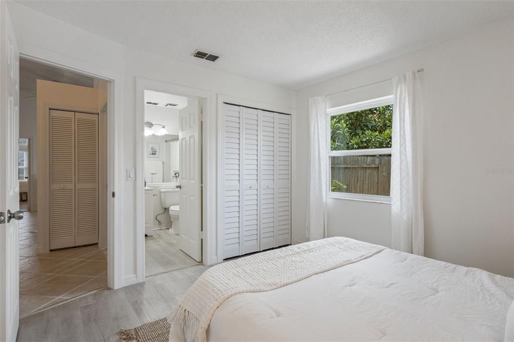 En Venta: $399,000 (2 camas, 2 baños, 1056 Pies cuadrados)