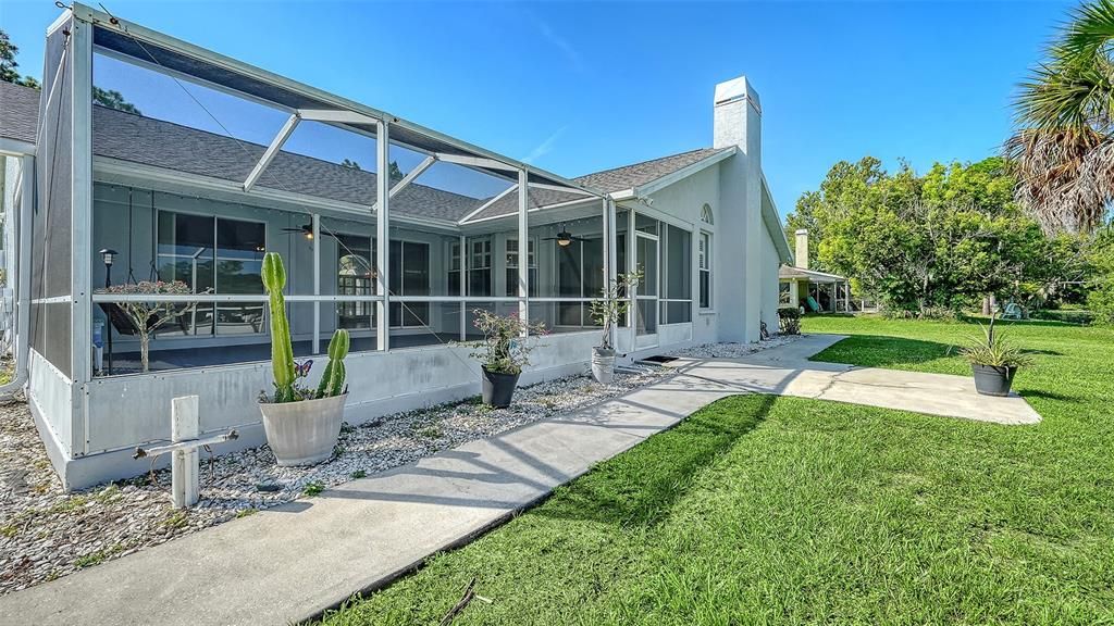 На продажу: $549,000 (3 спален, 2 ванн, 2002 Квадратных фут)