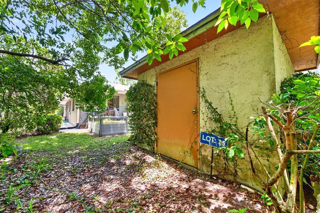 Activo con contrato: $600,000 (4 camas, 3 baños, 2399 Pies cuadrados)