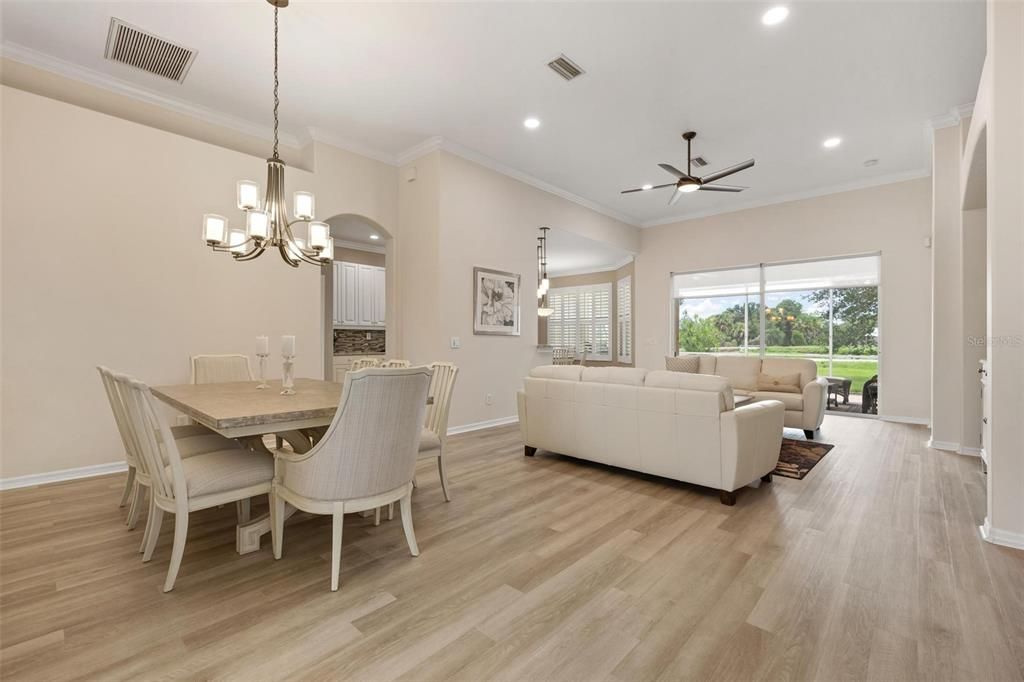For Sale: $465,000 (2 beds, 2 baths, 1706 Square Feet)