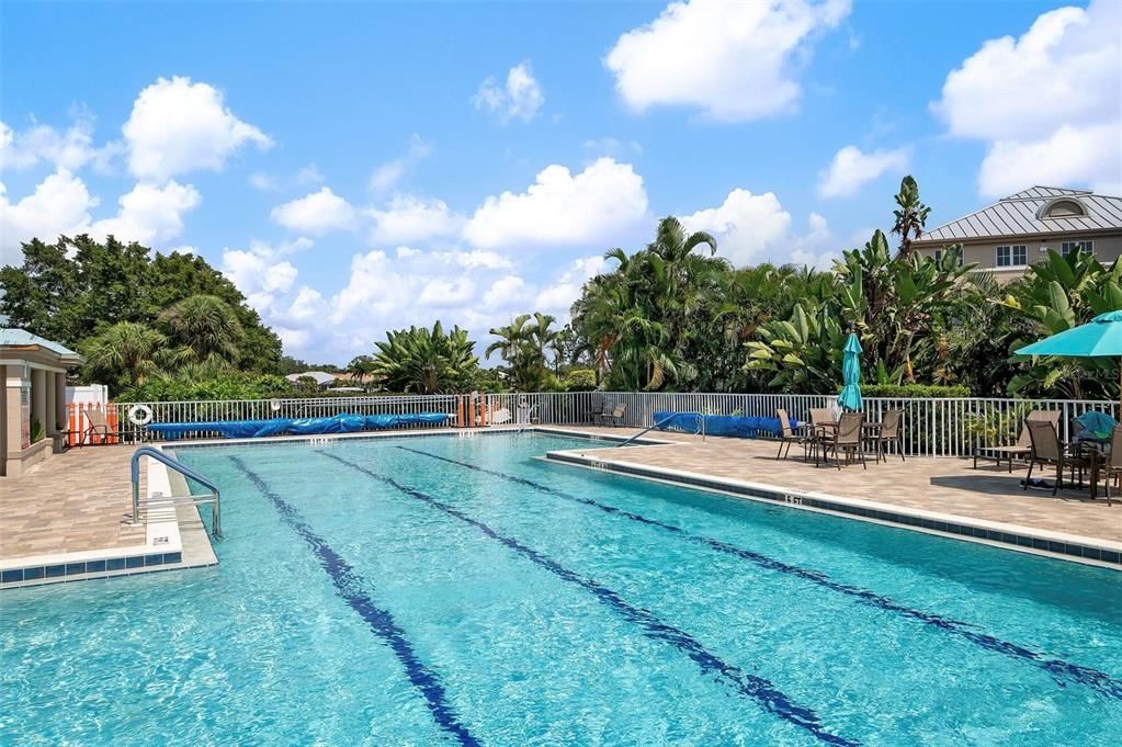 For Sale: $465,000 (2 beds, 2 baths, 1706 Square Feet)