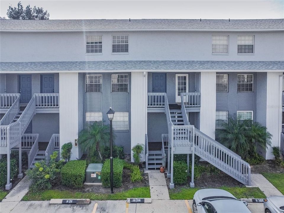 For Sale: $235,000 (2 beds, 1 baths, 1280 Square Feet)