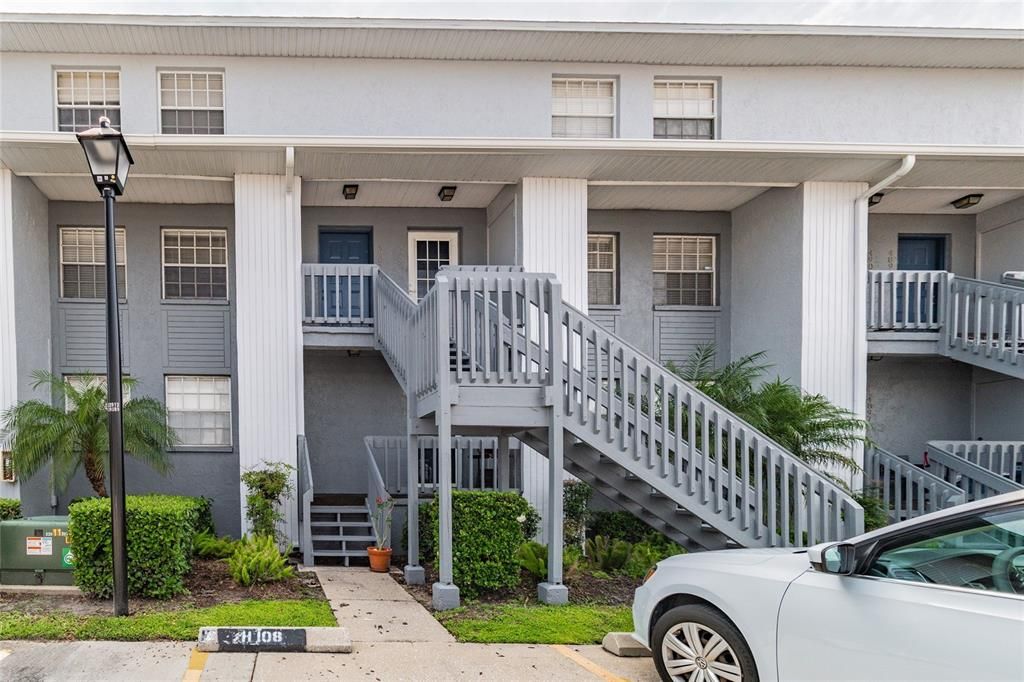For Sale: $235,000 (2 beds, 1 baths, 1280 Square Feet)